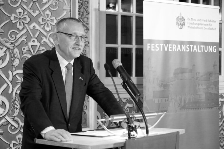 Das Schöller Forschungszentrum trauert um Dr. Thomas A. H. Schöck